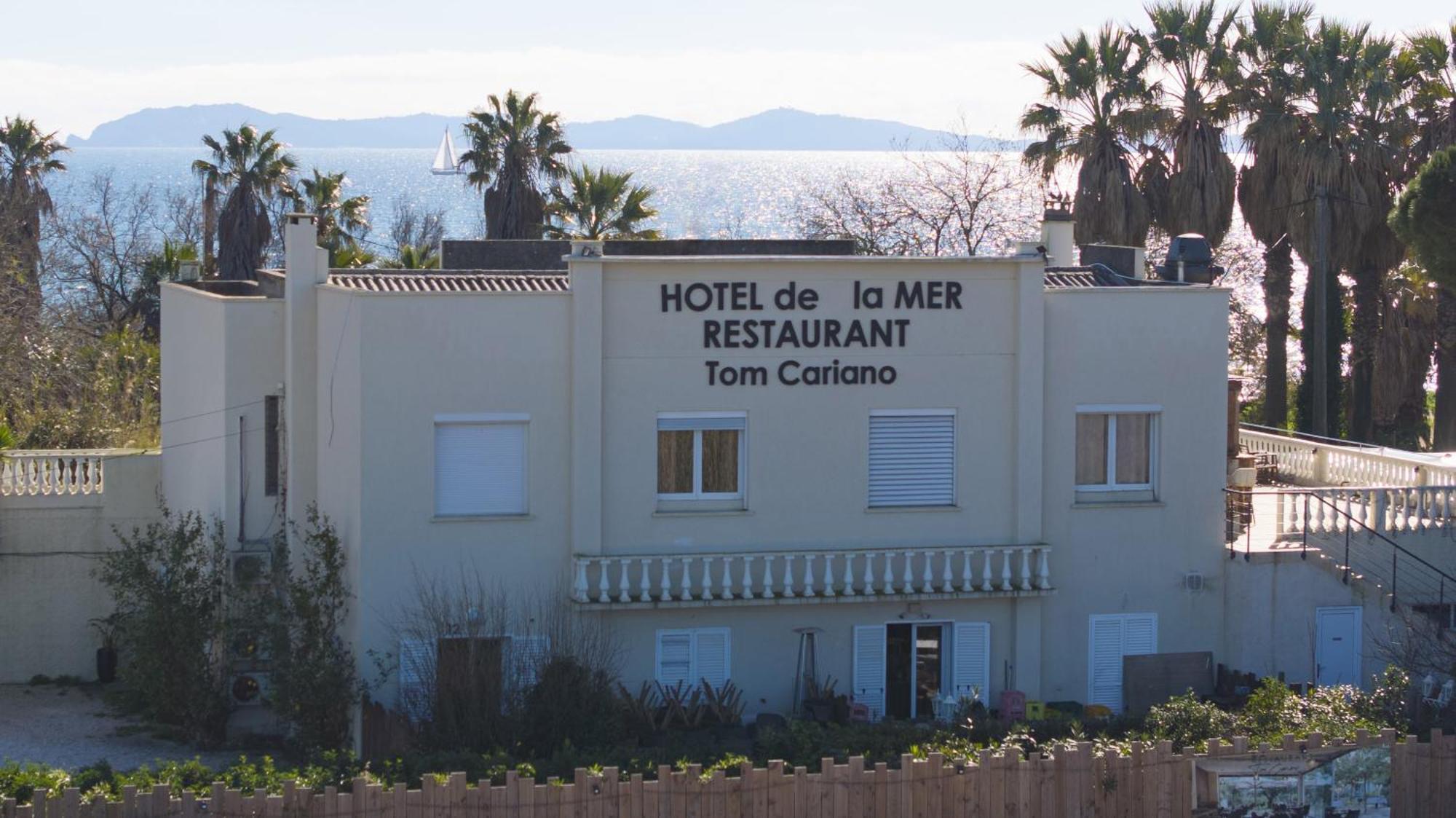 Hotel De La Mer Hyeres Exterior photo