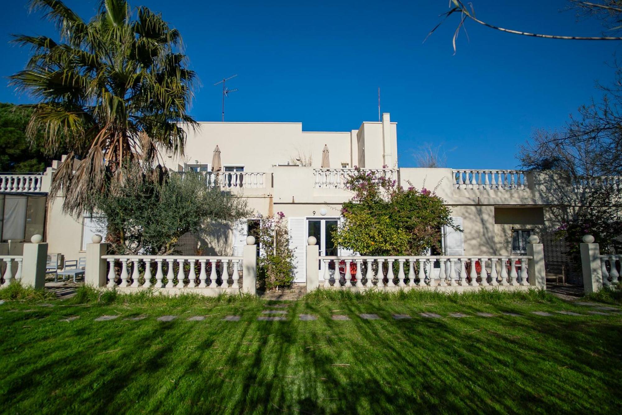 Hotel De La Mer Hyeres Exterior photo