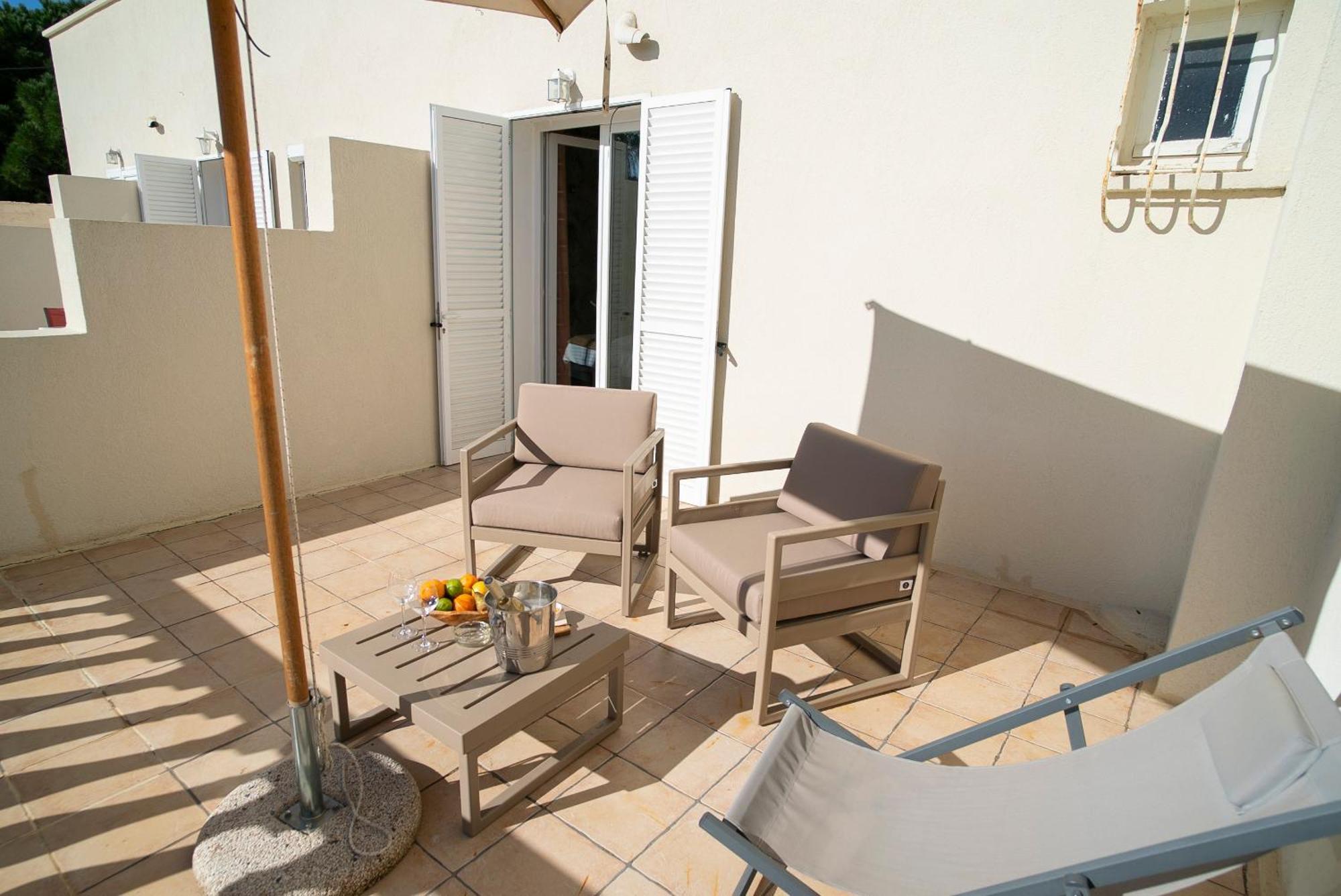 Hotel De La Mer Hyeres Exterior photo
